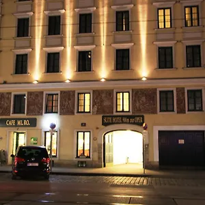 900 M Zur Oper 4*, Wien Østrig